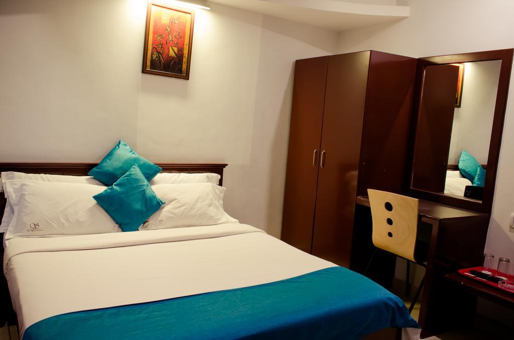 The Signature Inn Bangalore Room photo