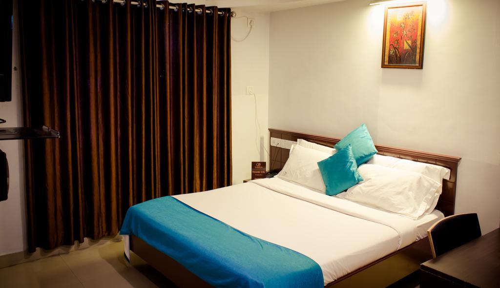 The Signature Inn Bangalore Exterior photo